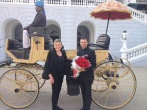 falaknuma-taj-hyderabad-carriage-girish-300x225.jpg